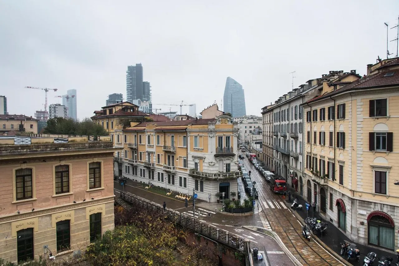 Brera District 2 Bedrooms -Youhosty Milan Italy