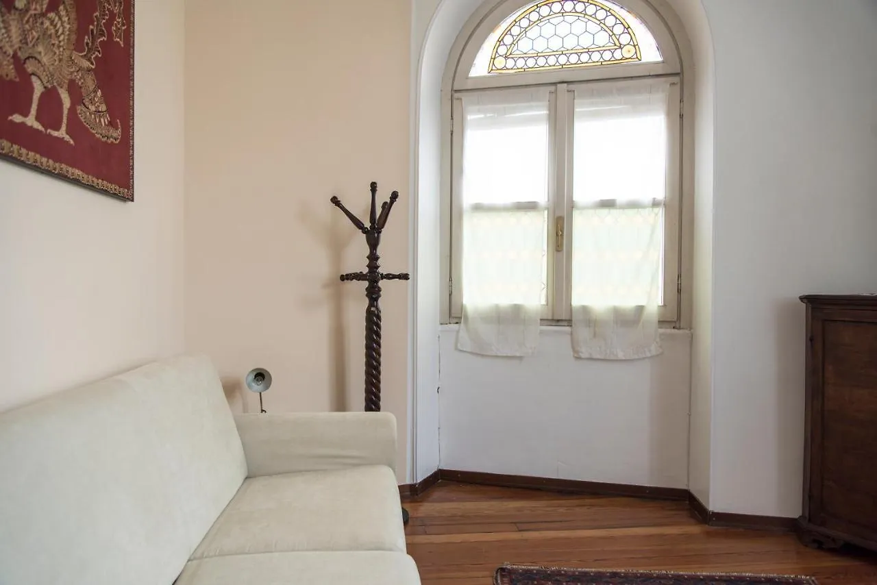 Brera District 2 Bedrooms -Youhosty Milan Italy