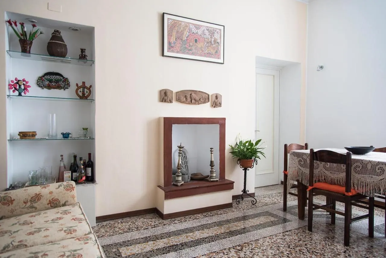 Brera District 2 Bedrooms -Youhosty Milan